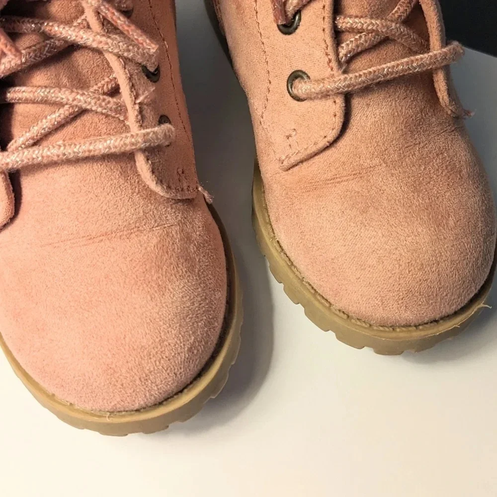 Girls Old Navy Pink Hiking Boots